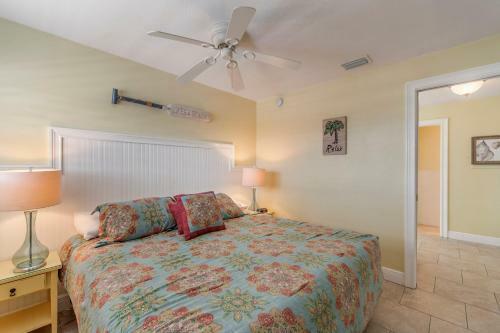 333 Surf Song Resort