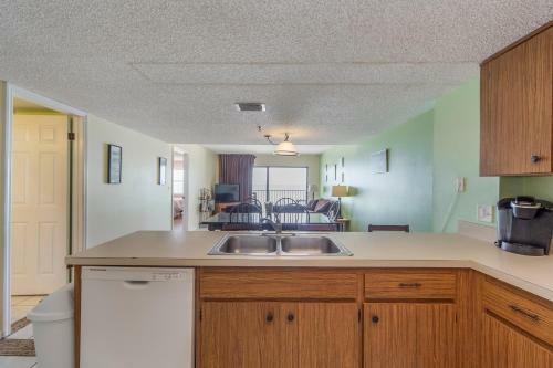407 Beach Place Condos