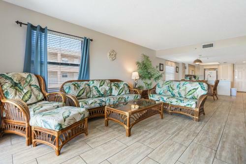 401 Beach Place Condos