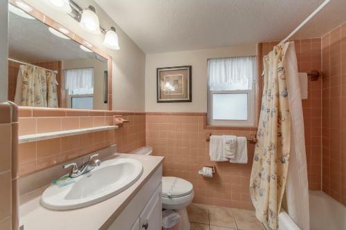 120 Surf Song Resort