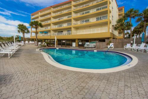 414 Madeira Norte Condo
