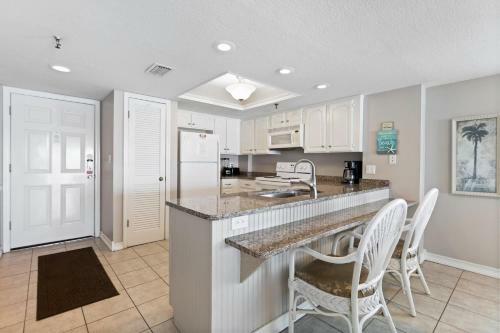 #304 Beach Place Condos