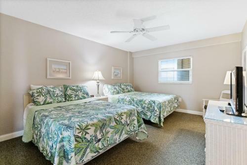 #304 Beach Place Condos