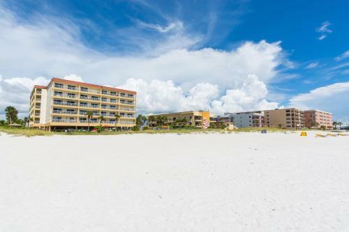 510 Madeira Norte Condo