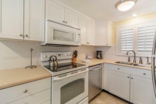 224 Surf Song Resort