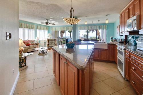 Land's End #201 Building 8 - Beach Front