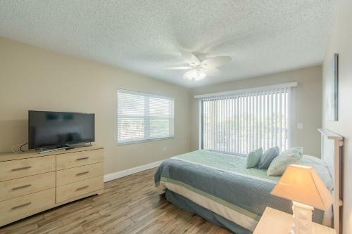 #101 Madeira Norte Condo