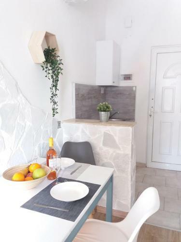 Oceanis Rooms Apartments
