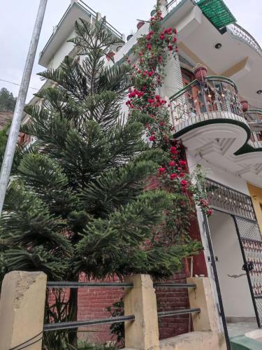 Apartamento Red Rose-tirthan