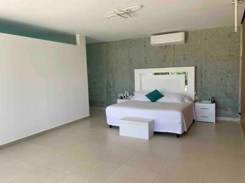 Apartamento Elegante Departamento Con Alberca Y Campo De Golf.