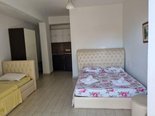 Sea View Apartment Dhermi With Balcony