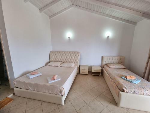Sea View Apartment Dhermi With Balcony