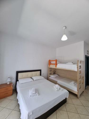 Sea View Apartment Dhermi With Balcony