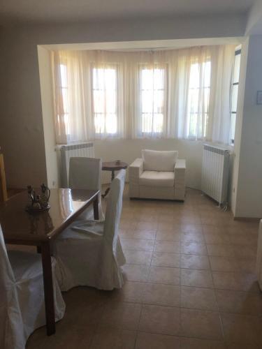 Pinerose Resort House 6