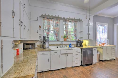Spacious Lanett Haven With Sunroom And Large Deck