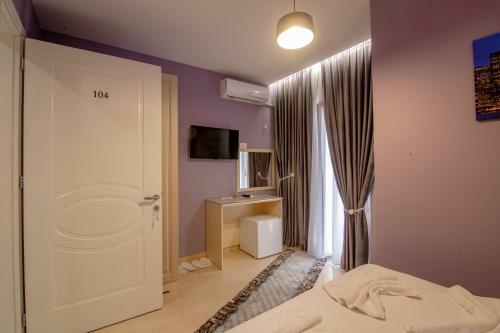 Ajilin Hotel Rooms