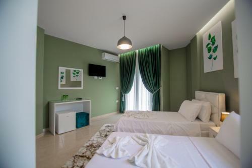 Ajilin Hotel Rooms