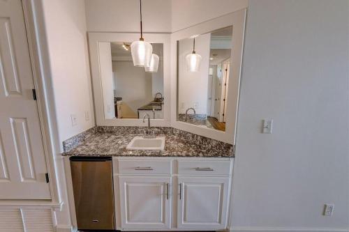 Apartamento Grand Pointe 613 Condo