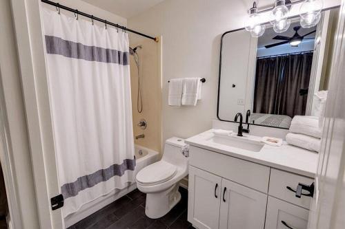 Apartamento Grand Pointe 613 Condo