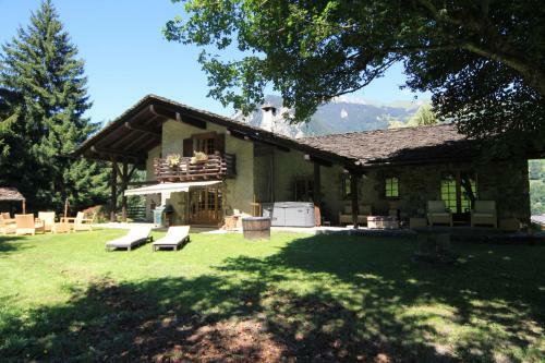 Chalet Falcon (le Chable/verbier) Ski-in + Jacuzzi