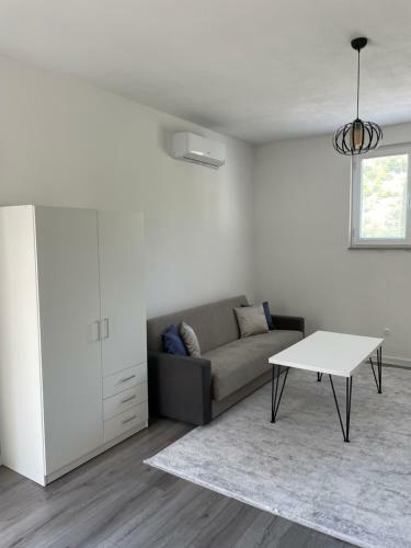 Apartman Grey