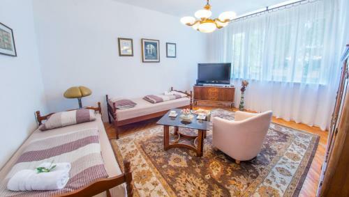 Mondo Apartment - With Parking Garage