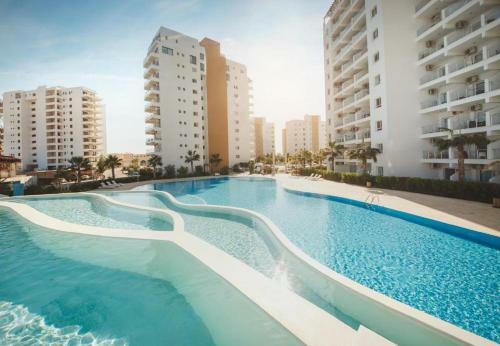 Cornelius Pool Apartments (caesar)