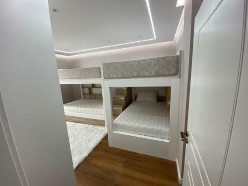 Wes Luxury Apartment