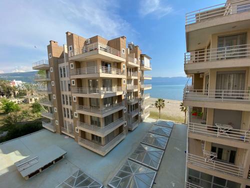 Wes Luxury Apartment