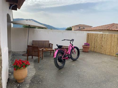 Petite Maison En Pierre
