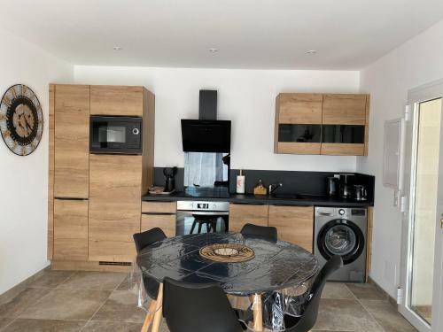 Petite Maison En Pierre