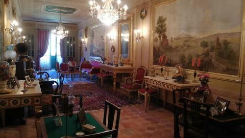 Hostal Camere In Villa D'epoca