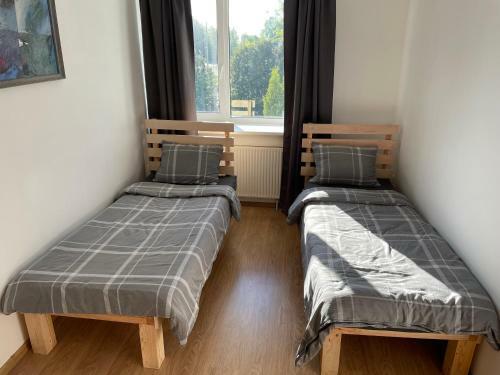 Hostal Sve?i? Namai Prie ?irvint?