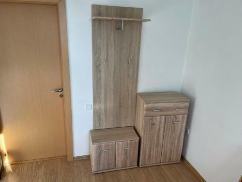 Hostal Sve?i? Namai Prie ?irvint?