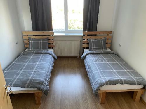 Hostal Sve?i? Namai Prie ?irvint?
