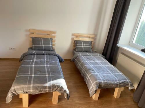 Hostal Sve?i? Namai Prie ?irvint?