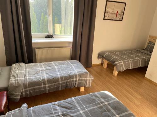 Hostal Sve?i? Namai Prie ?irvint?