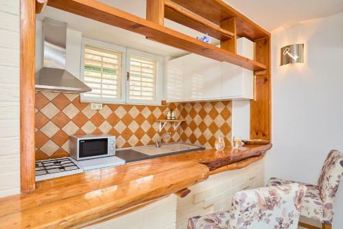 Bay View House