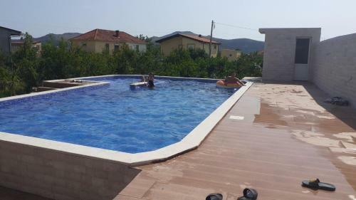 Villa Nili?