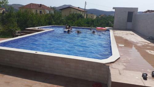 Villa Nili?