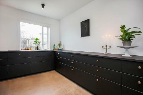 Luxury Apartment In Prime Location Ocean View