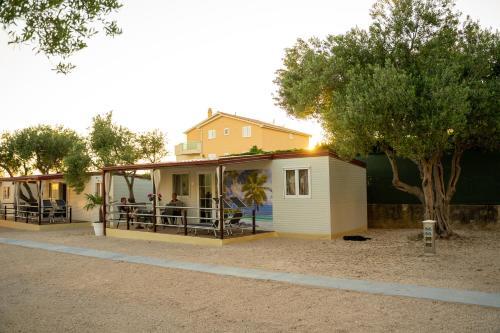 Mobile Home ?ime