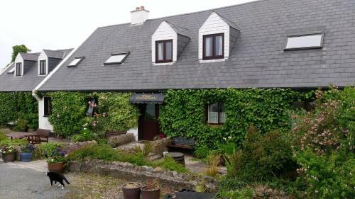 Hostal Teac Campbell Guesthouse