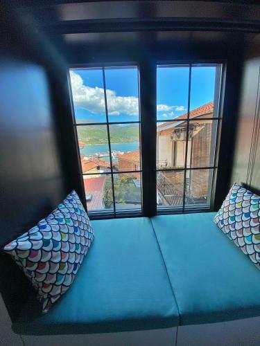 Hostal Wild Pear Old Town Boutique Accommodation