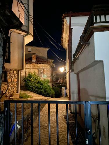 Hostal Wild Pear Old Town Boutique Accommodation