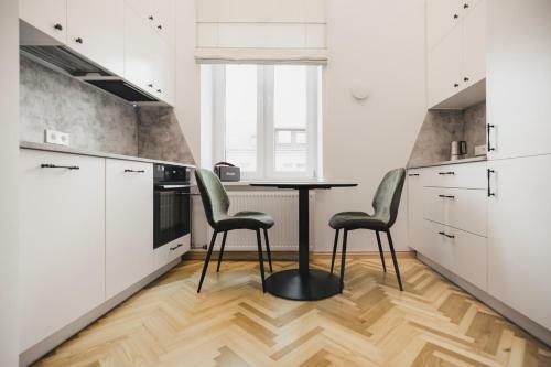 Old Town Modern Apartament