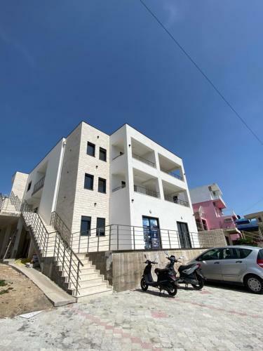 Xhan Apartments