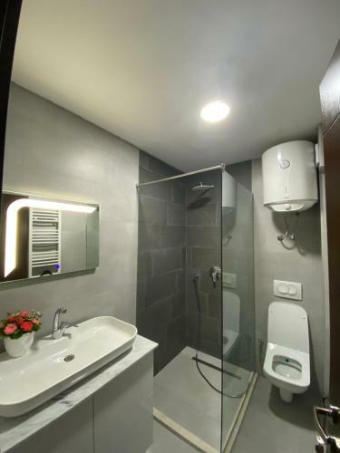 Xhan Apartments