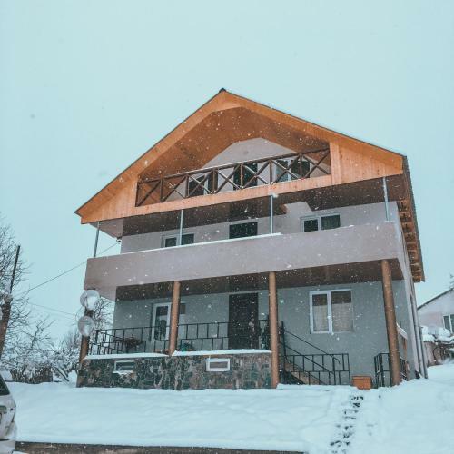 Hostal Guest House Zargashi