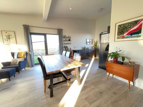 Vallarbraut 9b - Brautarholt